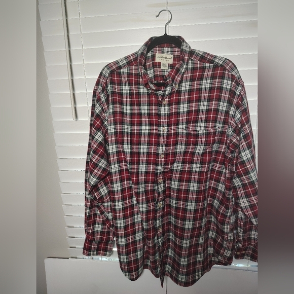 Eddie Bauer Other - Eddie Bauer Vintage Flannel Red and Black Plaid Button Down Shirt Large